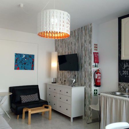 In Bed With Lisbon 8N Apartment อามาโดรา ภายนอก รูปภาพ